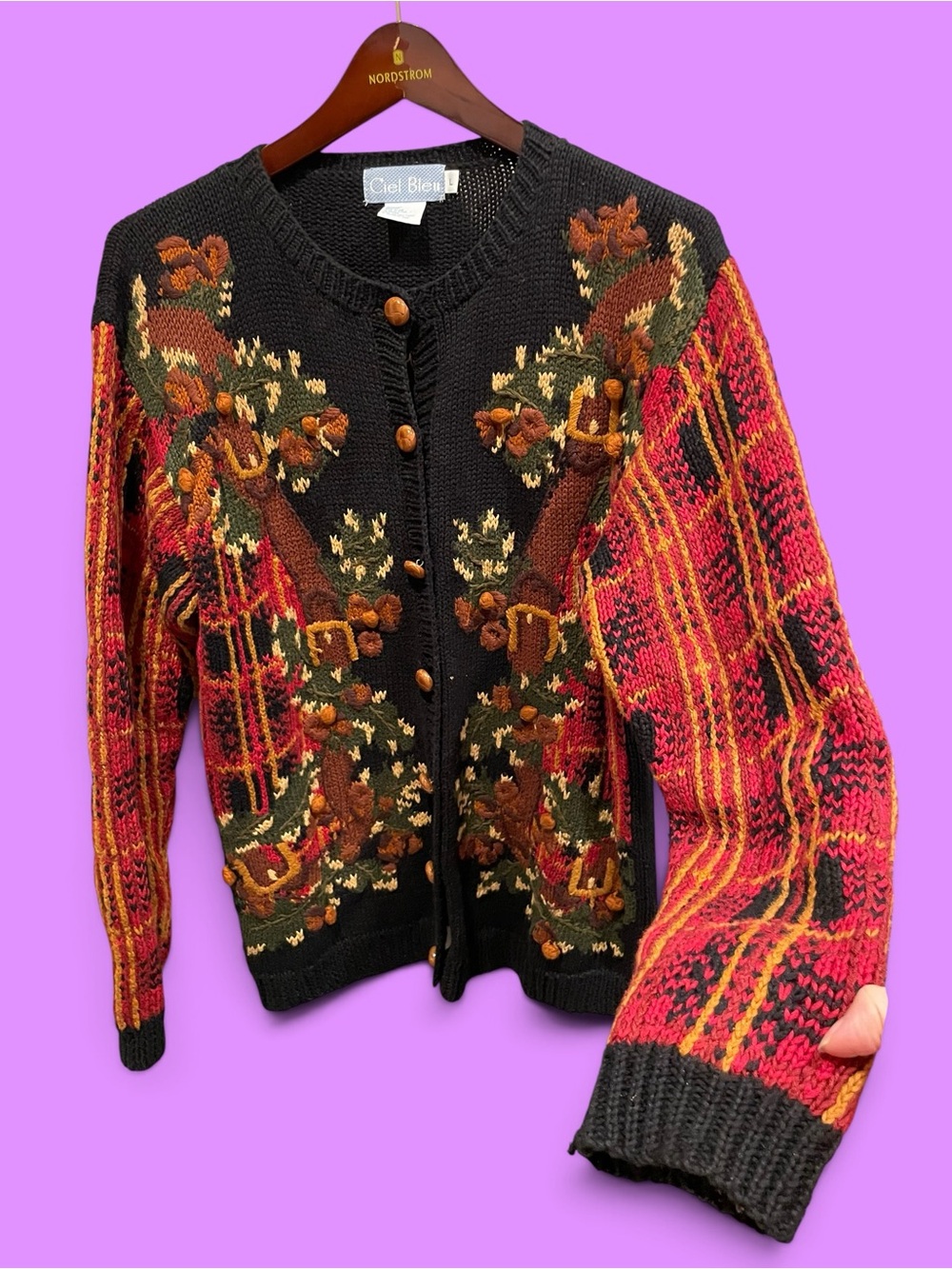 Cute 90s chunky cotton blend cardigan sweater plaid festive harvest pom-poms